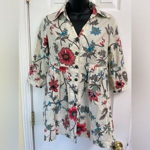 Very cute!  Pinky, Floral blouse.  Small